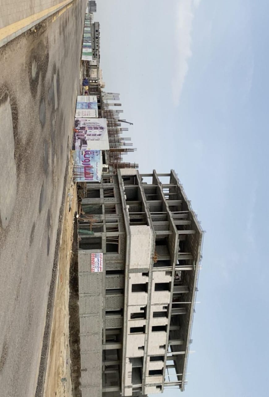 عمارة سكنية تجارية للبيع (عظم)